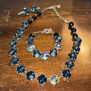 Sabika necklace, bracelet and earrings set